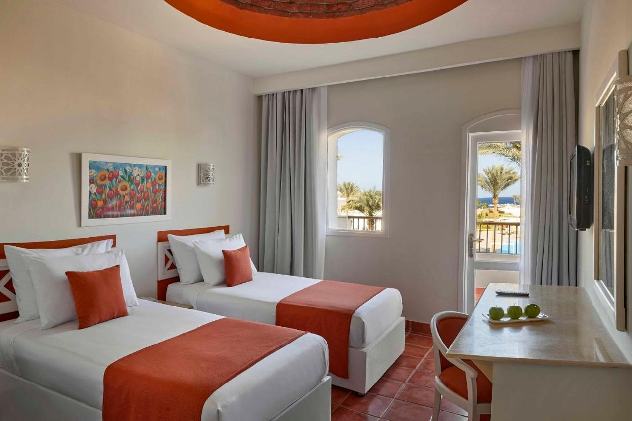 Solymar Reef Marsa Hotell Coraya Bay Exteriör bild