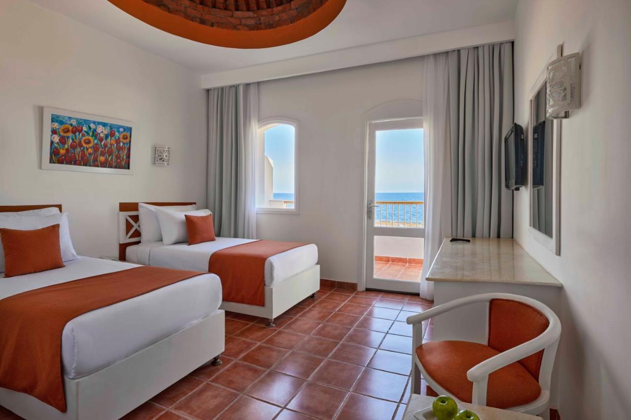 Solymar Reef Marsa Hotell Coraya Bay Exteriör bild